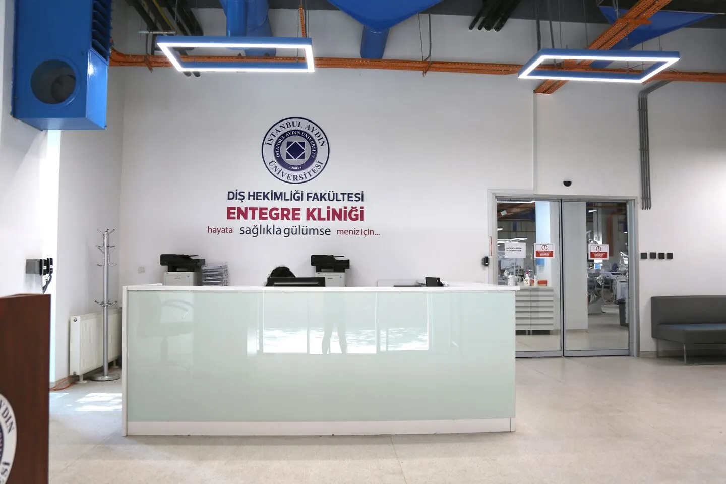 İstanbul Aydın Üniversitesi Diş Hastanesi